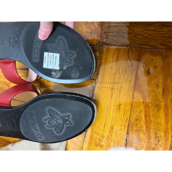 Gucci Marmont GG Thong Sandals EU 34.5 US 4.5 Red Leather Flat Flip Flop Slide - Picture 2 of 8